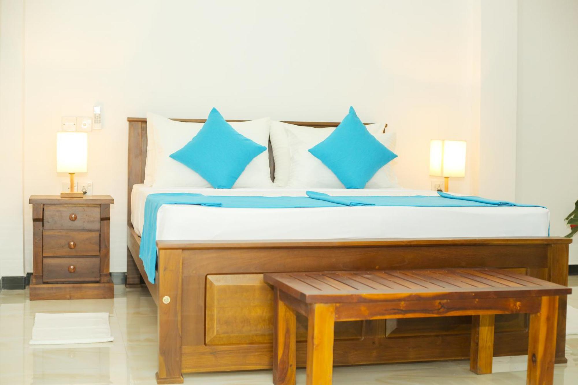 The Blue Haze Weligama Hotel Kültér fotó